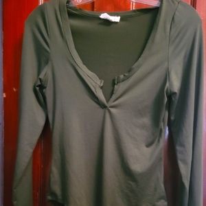 Low cut green long sleeve bodysuit